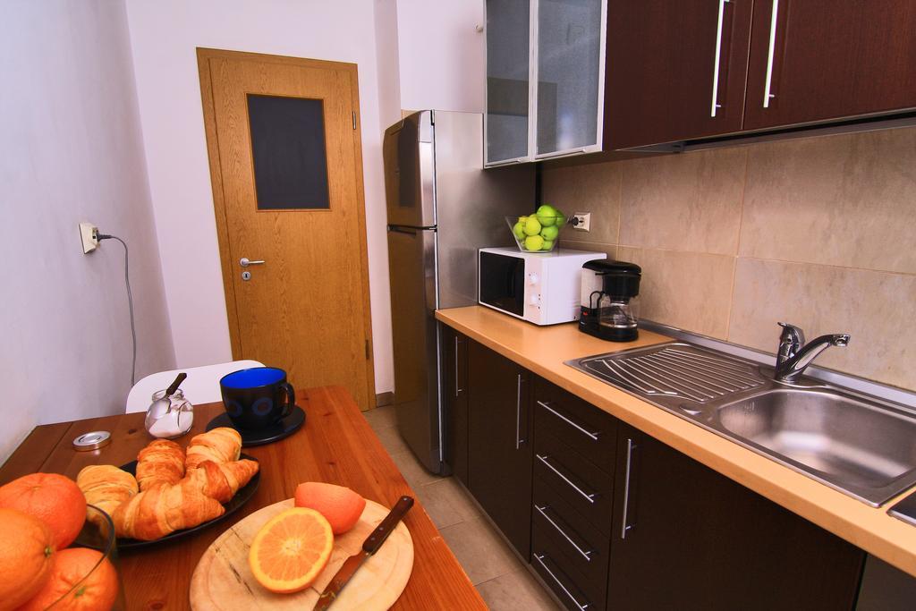 Nirvana Accommodation Bucharest Luaran gambar