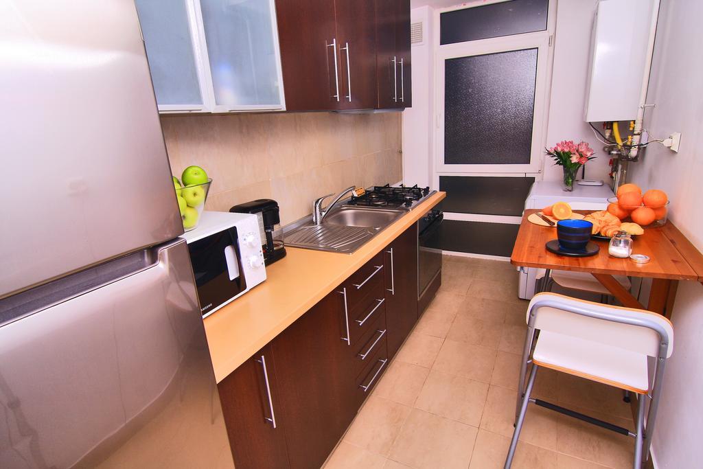 Nirvana Accommodation Bucharest Luaran gambar