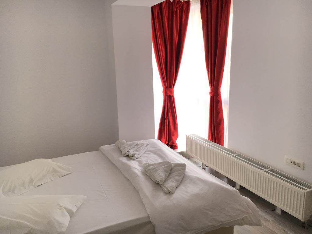 Nirvana Accommodation Bucharest Luaran gambar