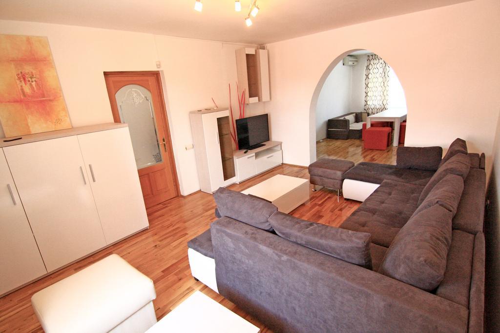 Nirvana Accommodation Bucharest Luaran gambar