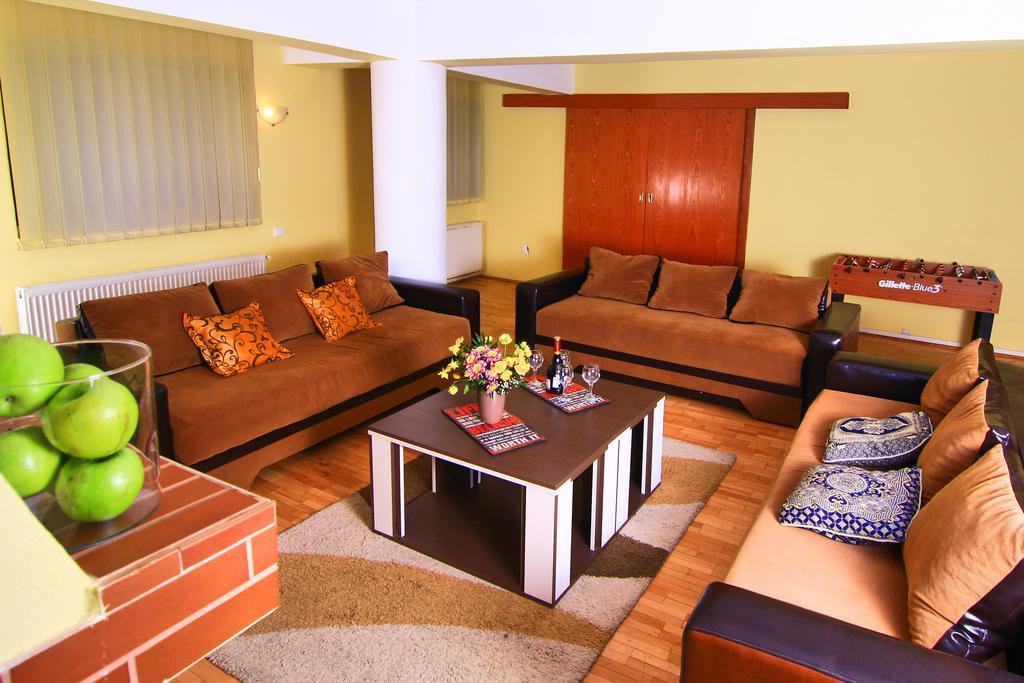 Nirvana Accommodation Bucharest Luaran gambar