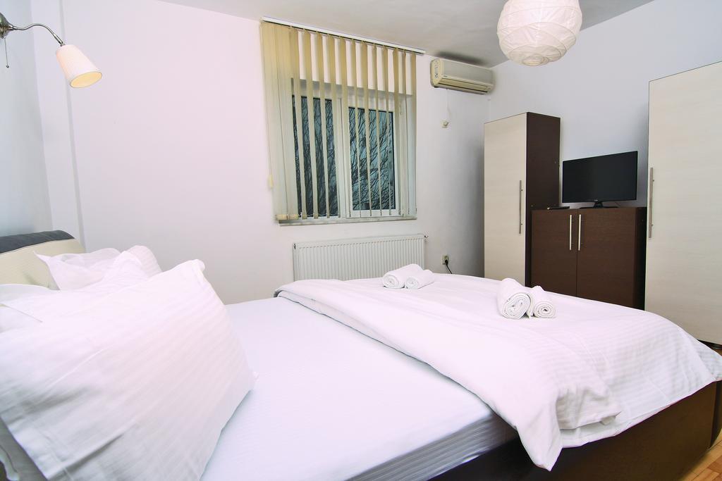 Nirvana Accommodation Bucharest Luaran gambar