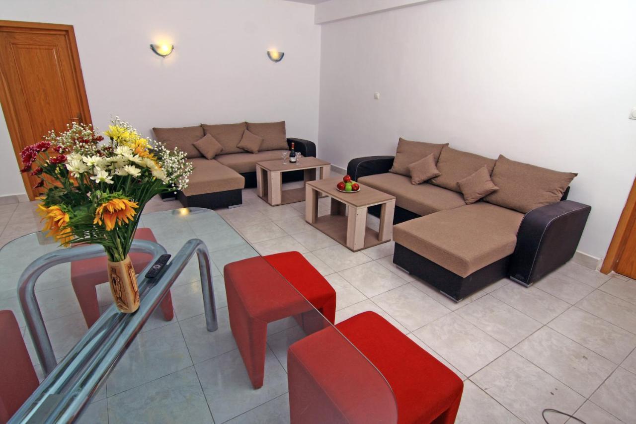 Nirvana Accommodation Bucharest Luaran gambar