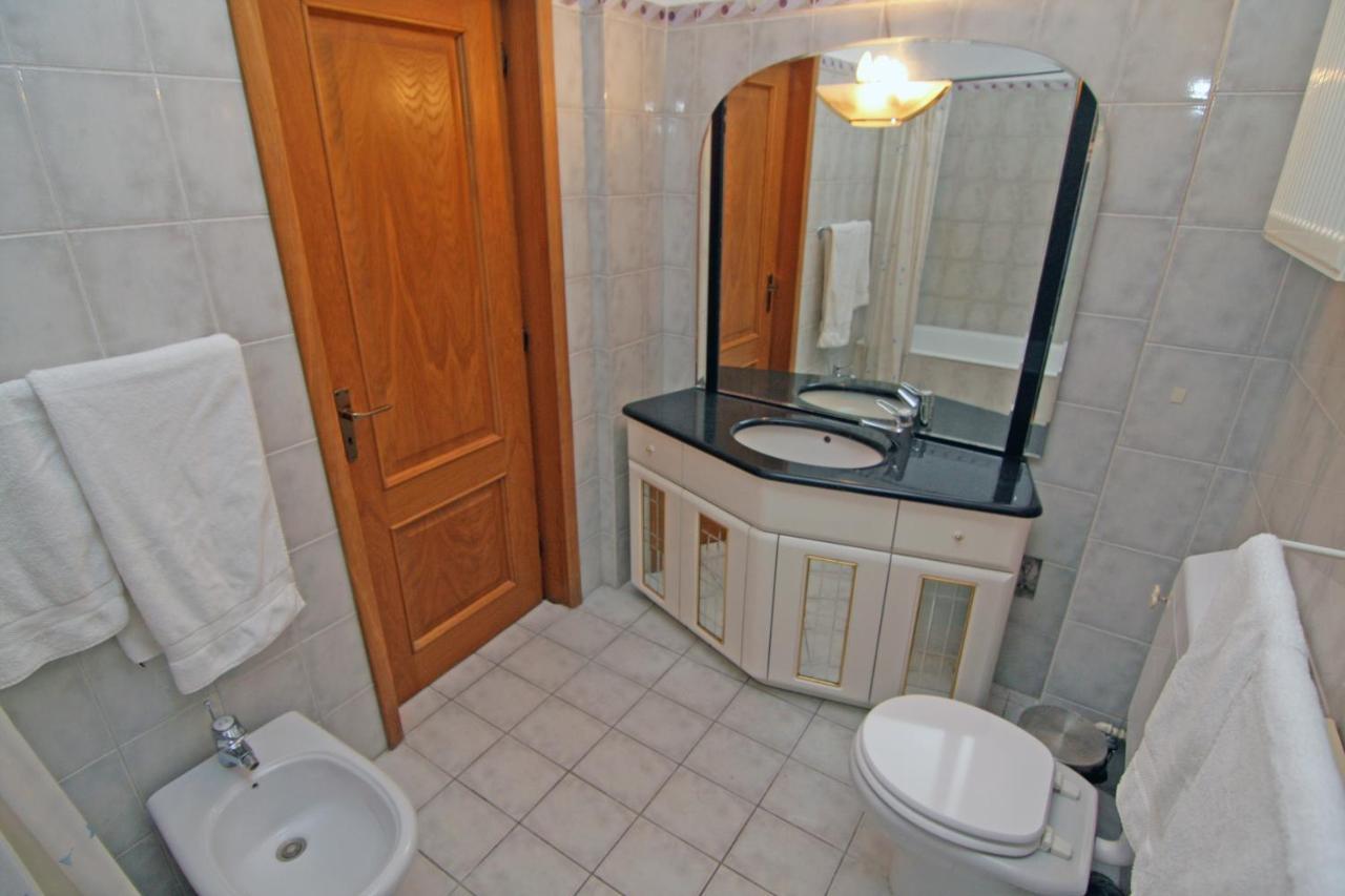Nirvana Accommodation Bucharest Luaran gambar