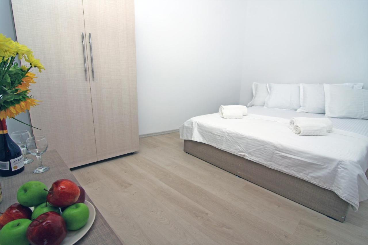Nirvana Accommodation Bucharest Luaran gambar